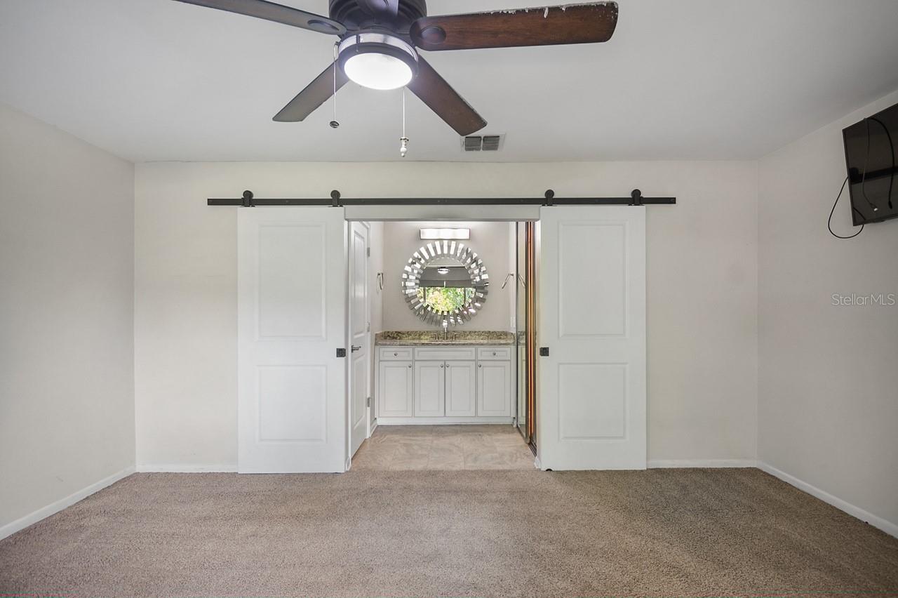 16 ESCONDIDO CIR #223, ALTAMONTE SPRINGS, FL, 32701
