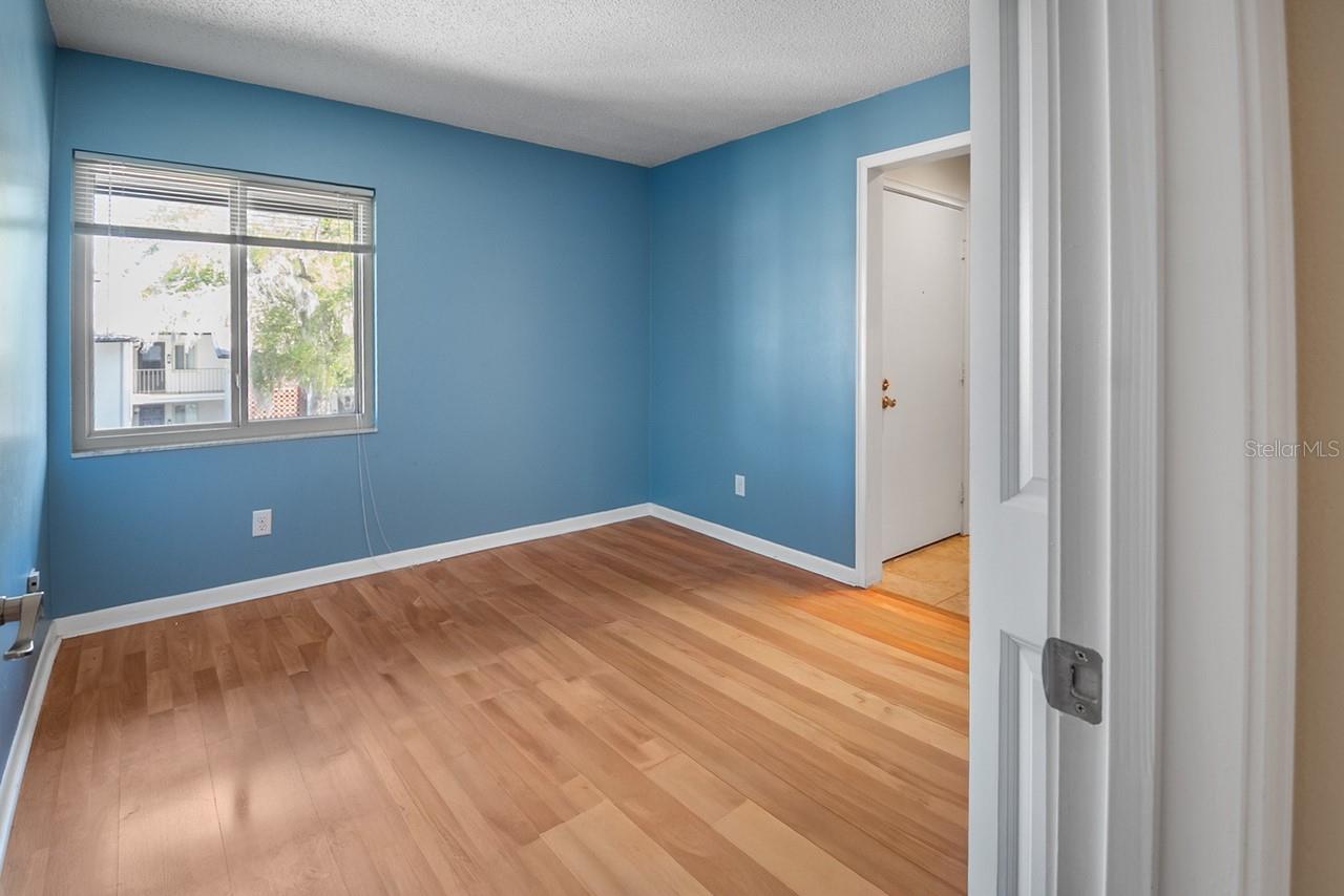 16 ESCONDIDO CIR #223, ALTAMONTE SPRINGS, FL, 32701