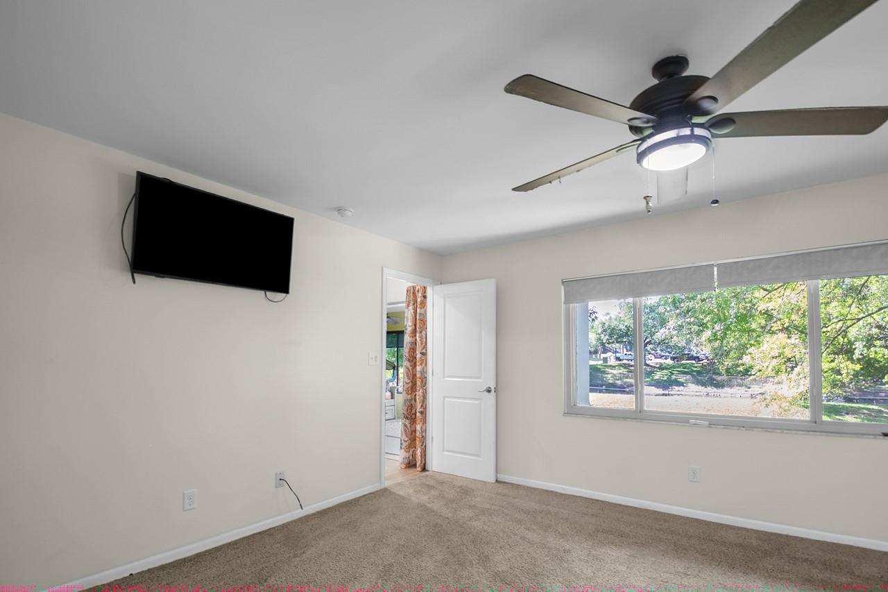 16 ESCONDIDO CIR #223, ALTAMONTE SPRINGS, FL, 32701