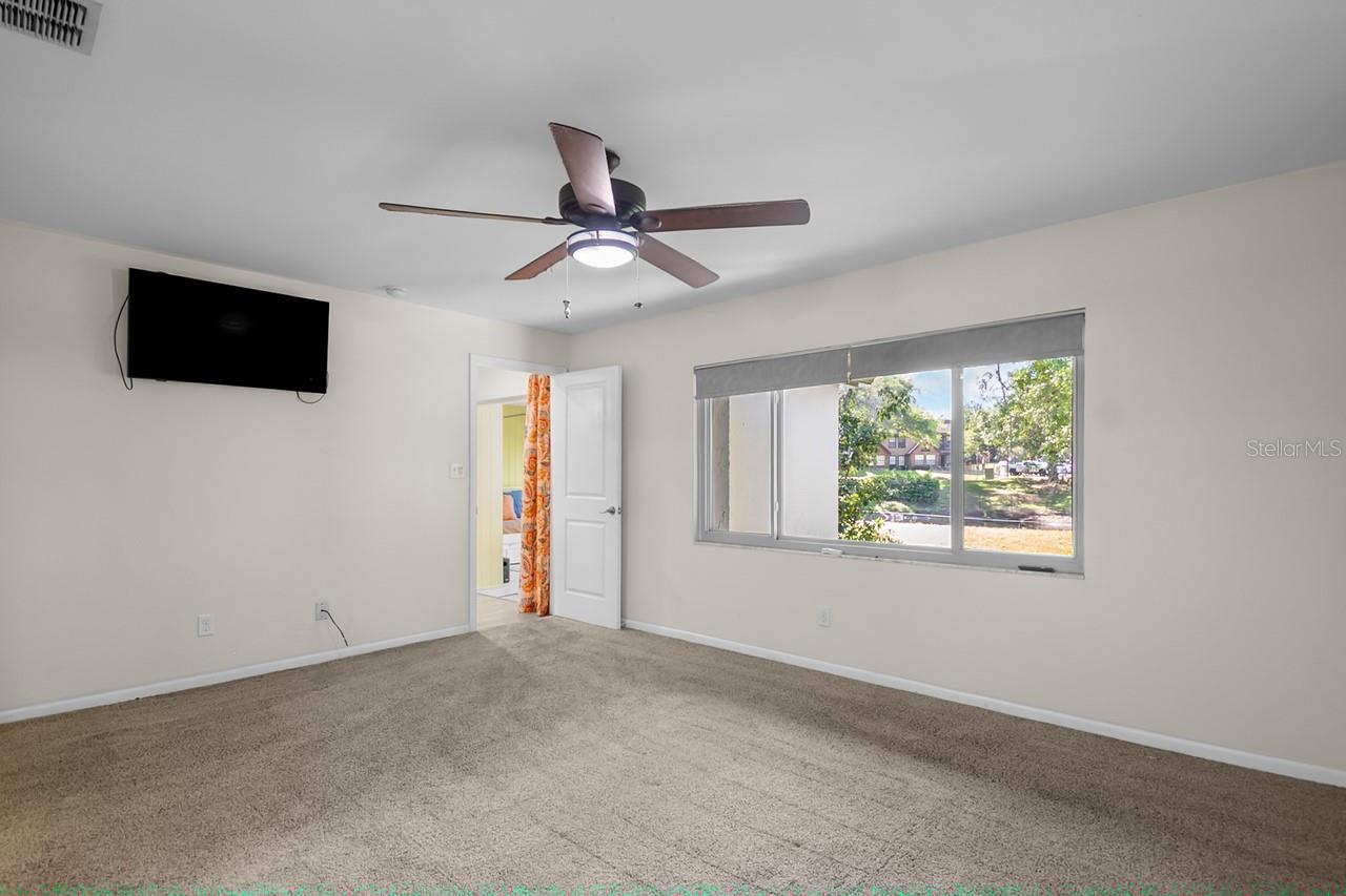 16 ESCONDIDO CIR #223, ALTAMONTE SPRINGS, FL, 32701