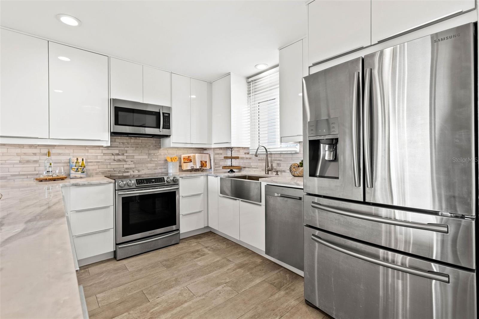 1365 SNELL ISLE BLVD NE #8D, ST PETERSBURG, FL, 33704