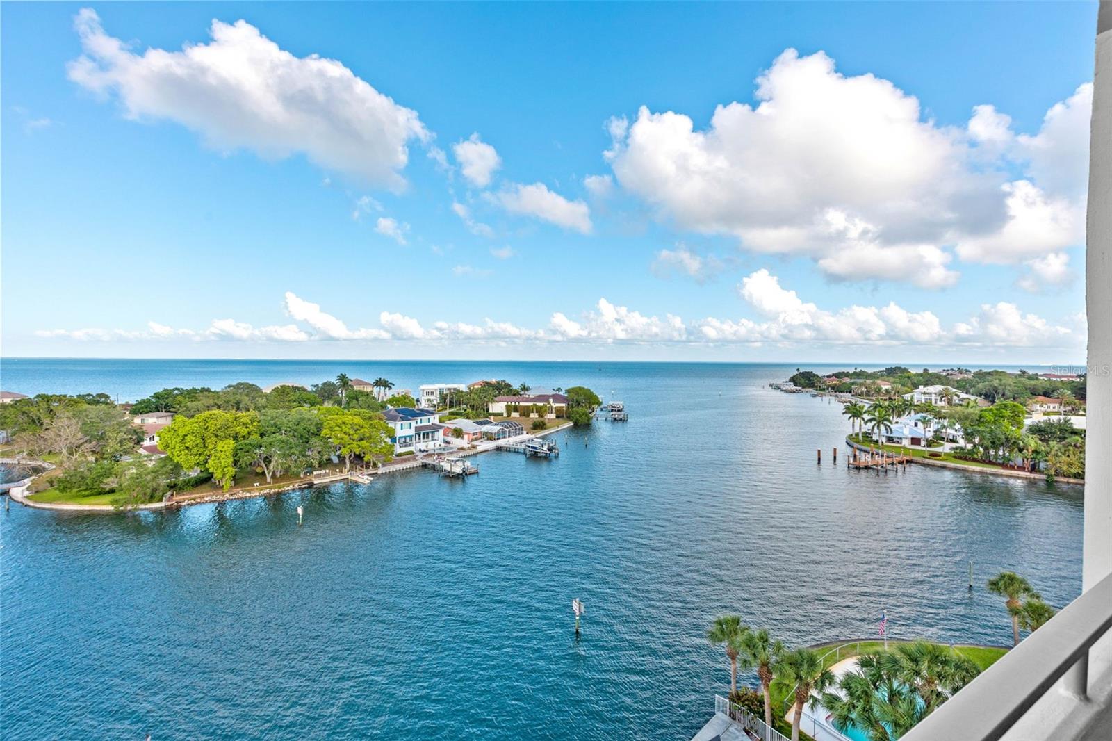 1365 SNELL ISLE BLVD NE #8D, ST PETERSBURG, FL, 33704
