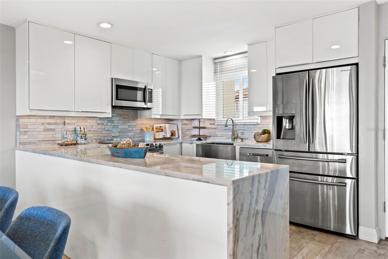 1365 SNELL ISLE BLVD NE #8D, ST PETERSBURG, FL, 33704