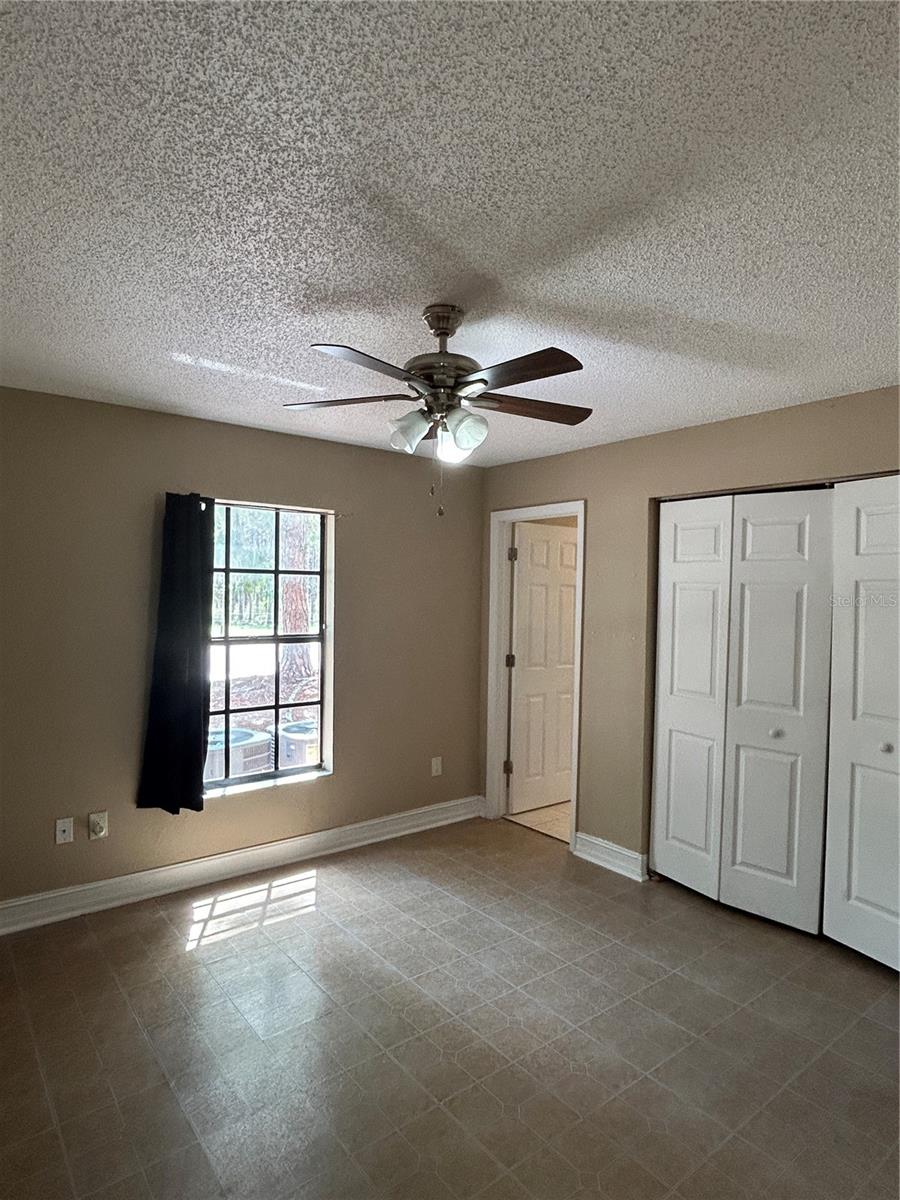 21020 VOYAGER BLVD #2, LAND O LAKES, FL, 34638