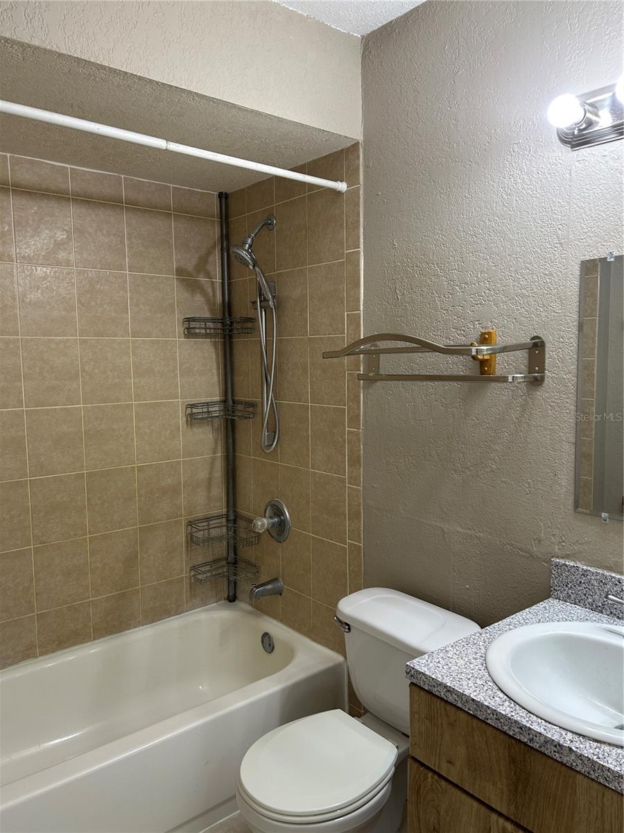 21020 VOYAGER BLVD #2, LAND O LAKES, FL, 34638