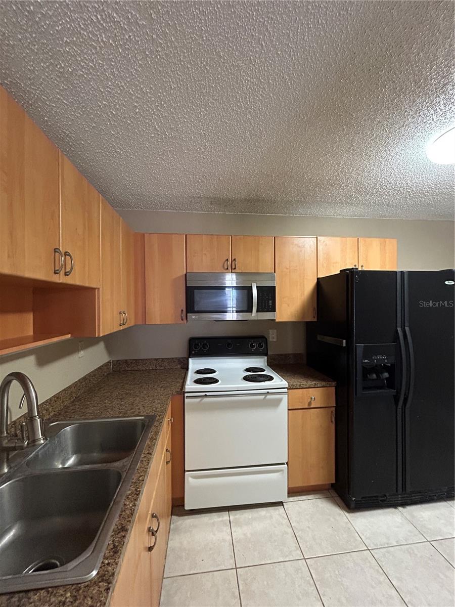21020 VOYAGER BLVD #2, LAND O LAKES, FL, 34638