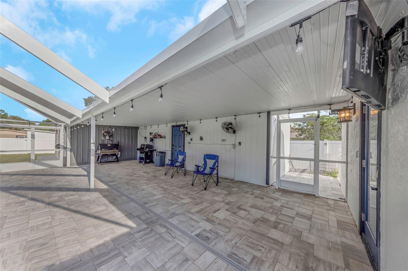 8014 N HABANA AVE, TAMPA, FL, 33614