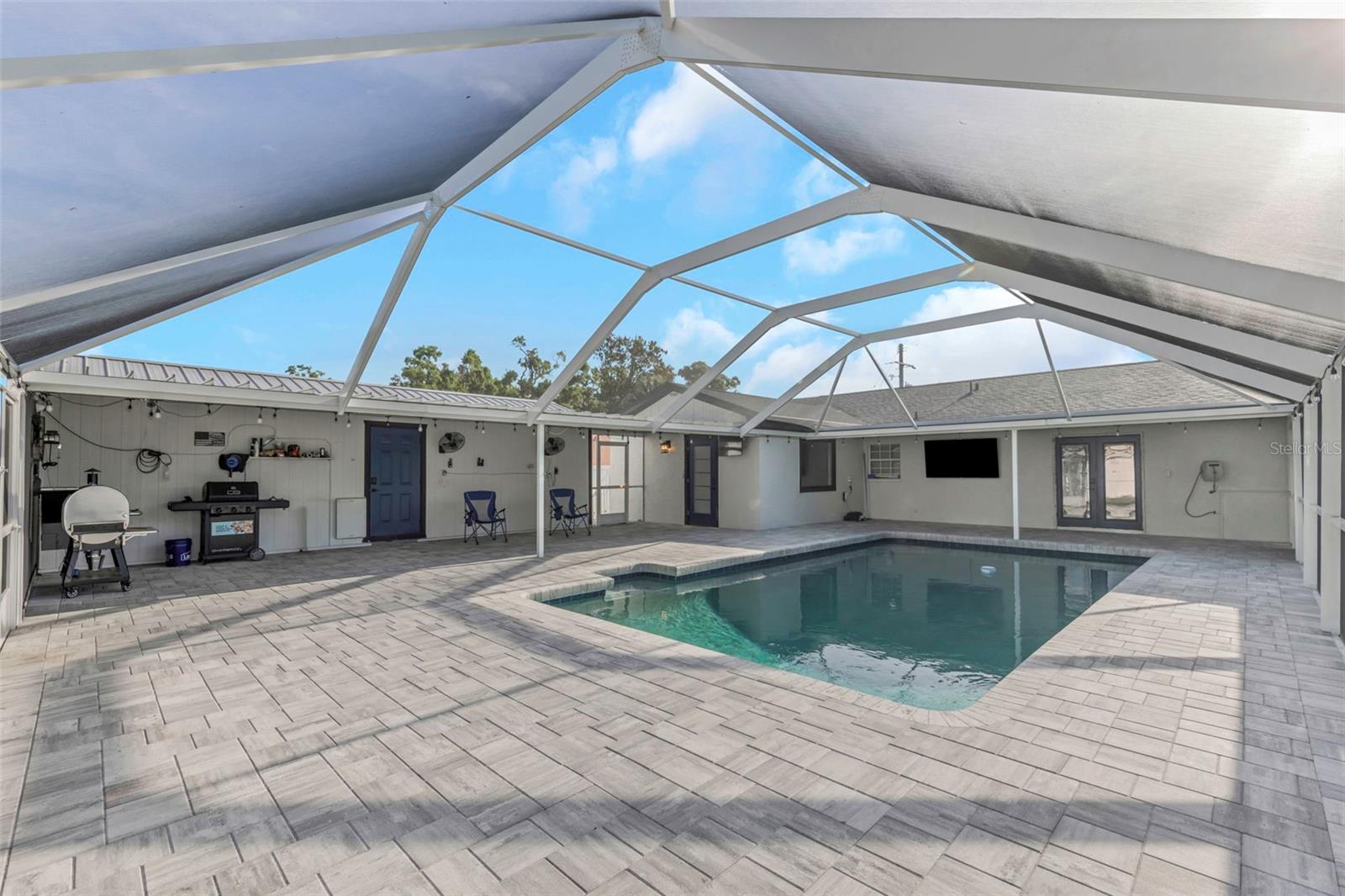 8014 N HABANA AVE, TAMPA, FL, 33614