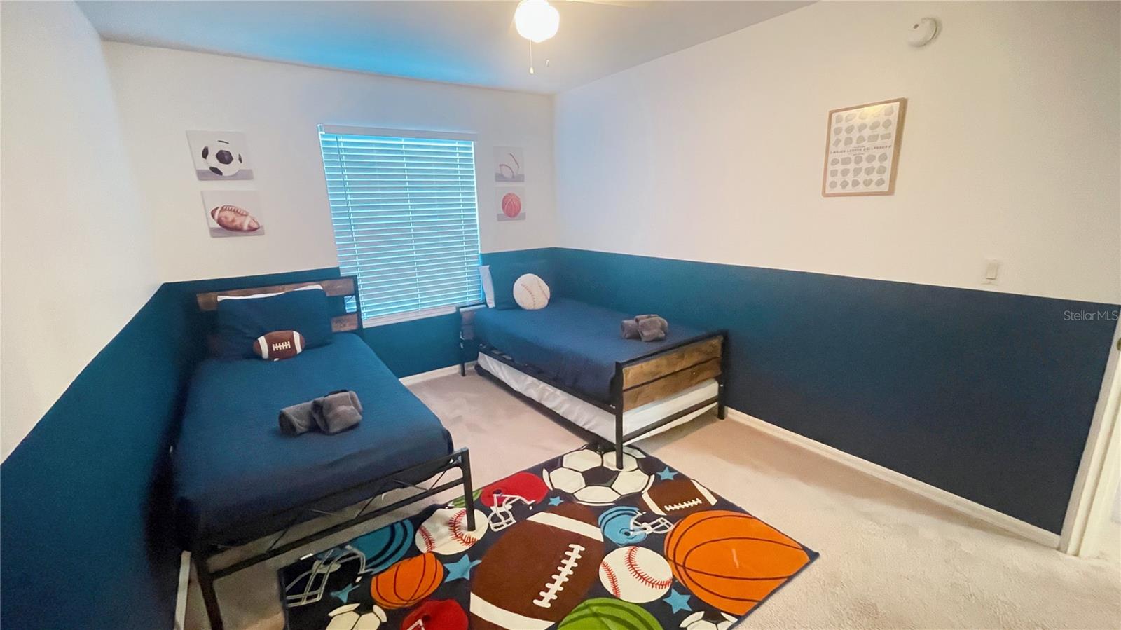 642 PINEWOOD DR, DAVENPORT, FL, 33896