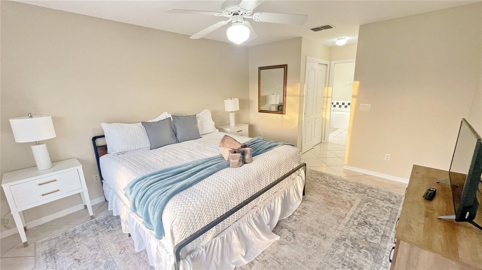 642 PINEWOOD DR, DAVENPORT, FL, 33896