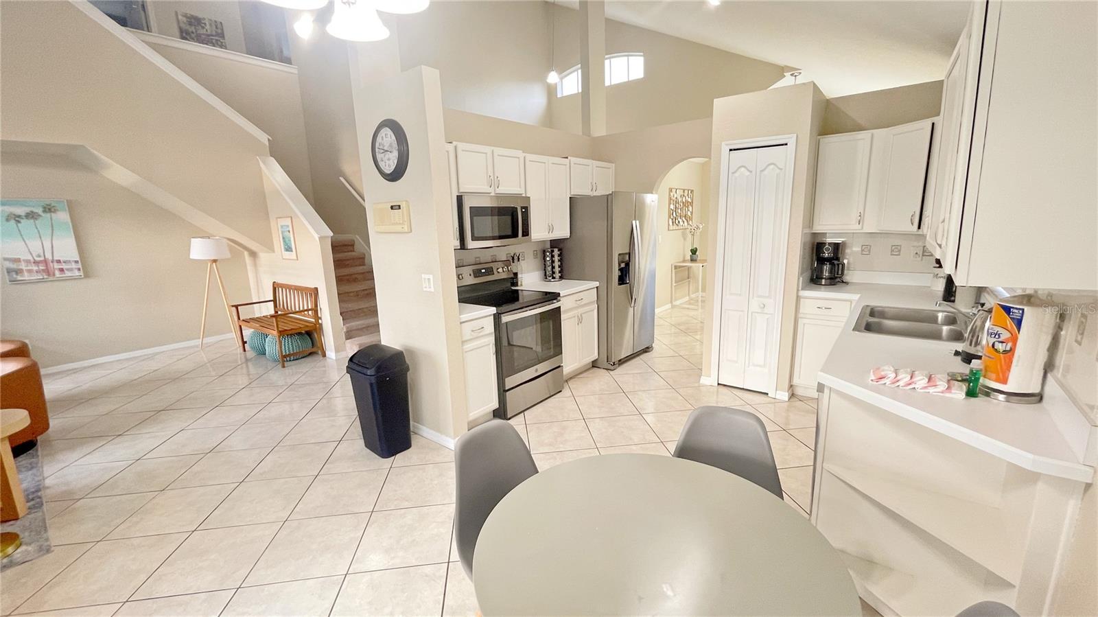 642 PINEWOOD DR, DAVENPORT, FL, 33896