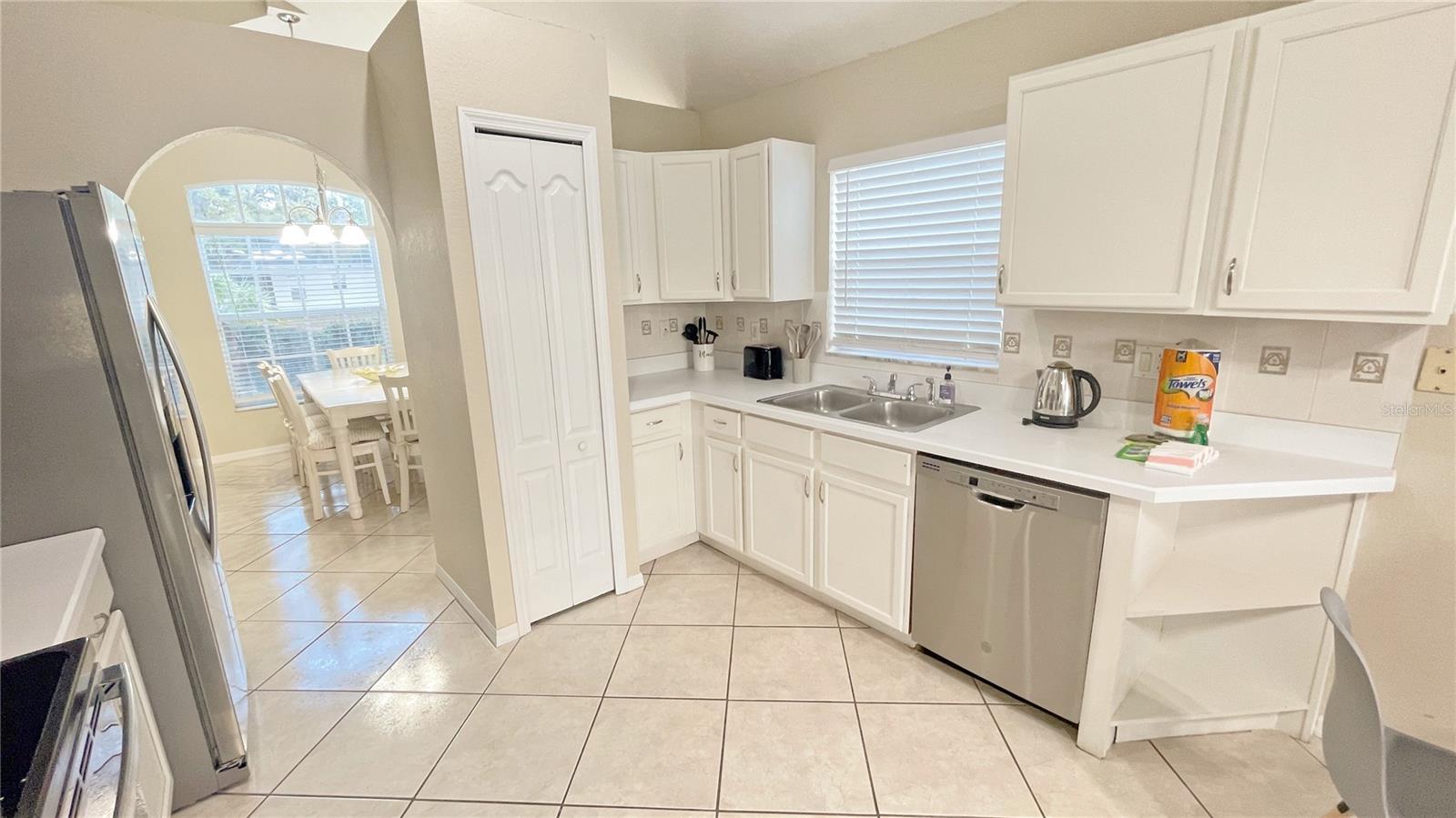 642 PINEWOOD DR, DAVENPORT, FL, 33896