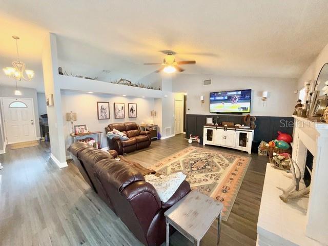 219 PEBBLE CT, DELTONA, FL, 32725