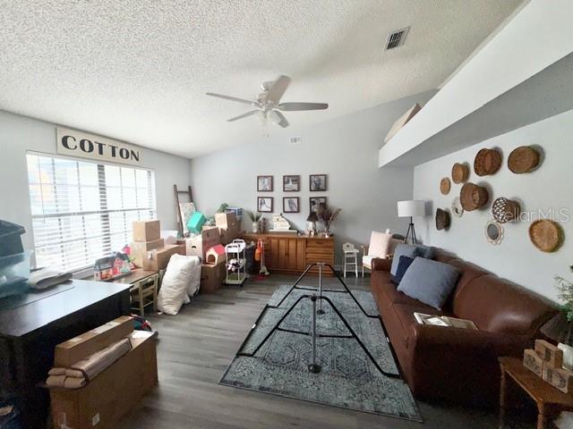 219 PEBBLE CT, DELTONA, FL, 32725