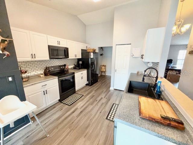 219 PEBBLE CT, DELTONA, FL, 32725