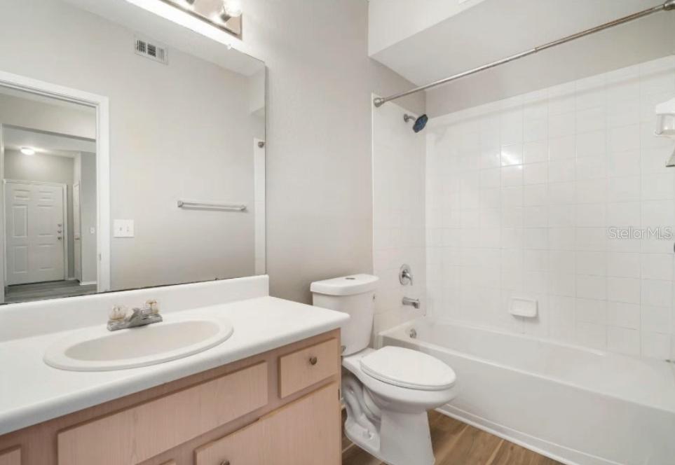 13015 SANCTUARY COVE DR #204, TEMPLE TERRACE, FL, 33637