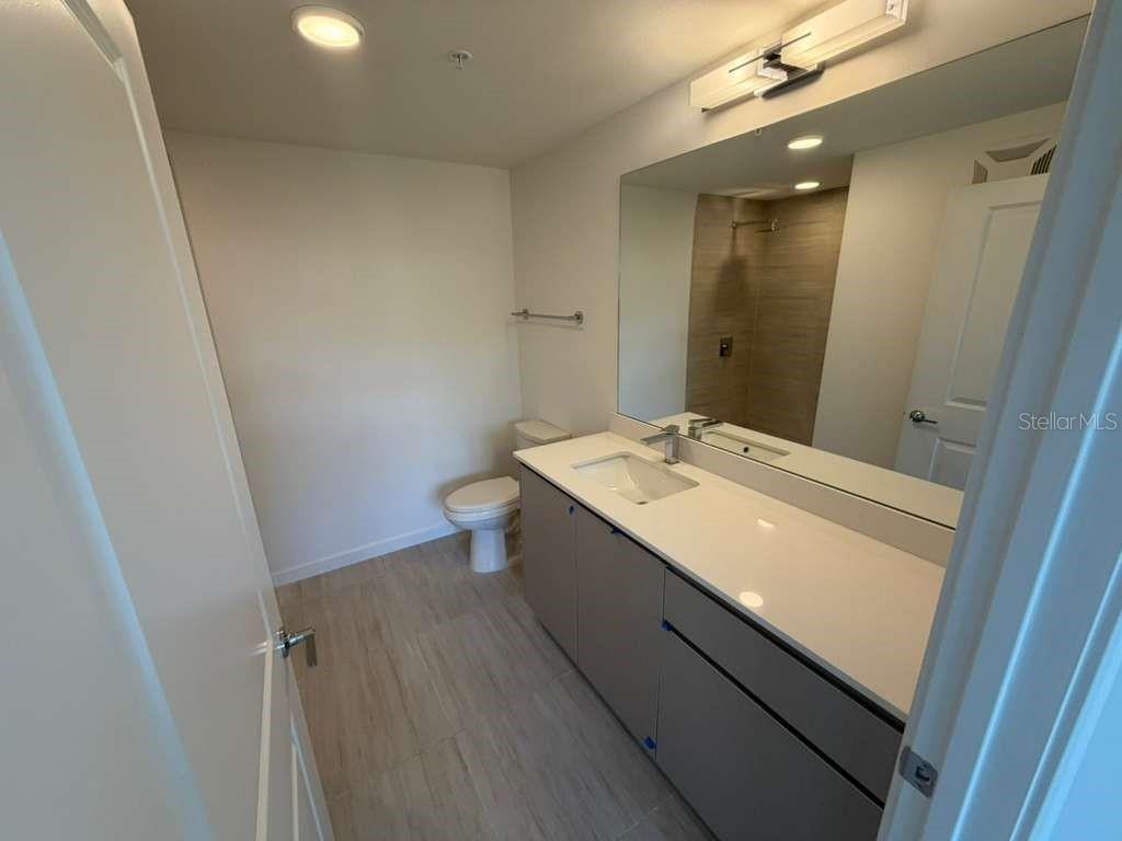 5587 MILLENIA PARK BLVD #202, ORLANDO, FL, 32839