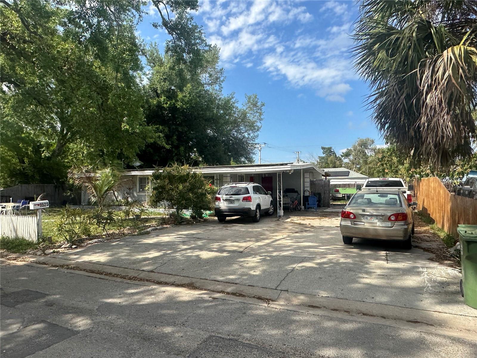 1525 7TH AVENUE DR E, BRADENTON, FL, 34208