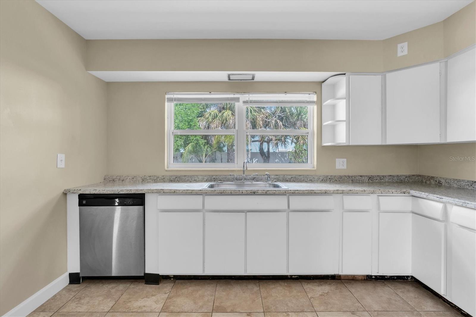 333 72ND AVE, ST PETE BEACH, FL, 33706