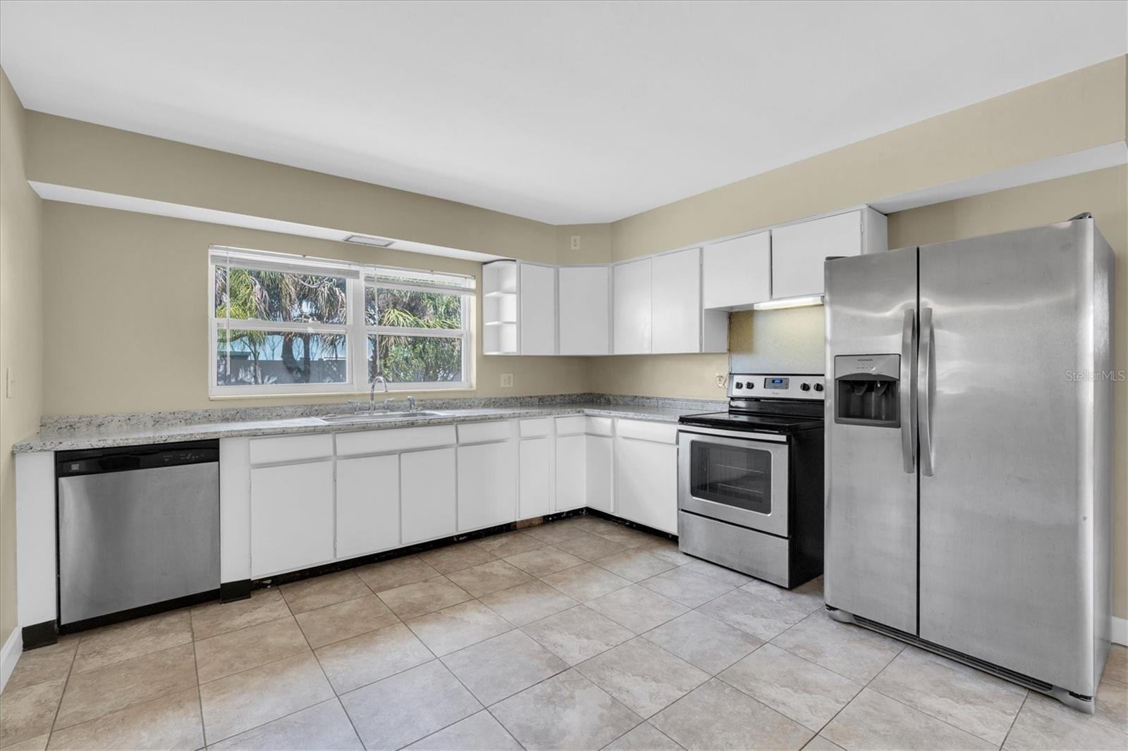333 72ND AVE, ST PETE BEACH, FL, 33706