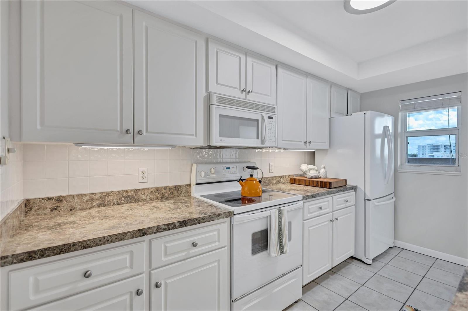 6140 MIDNIGHT PASS RD #603, SARASOTA, FL, 34242
