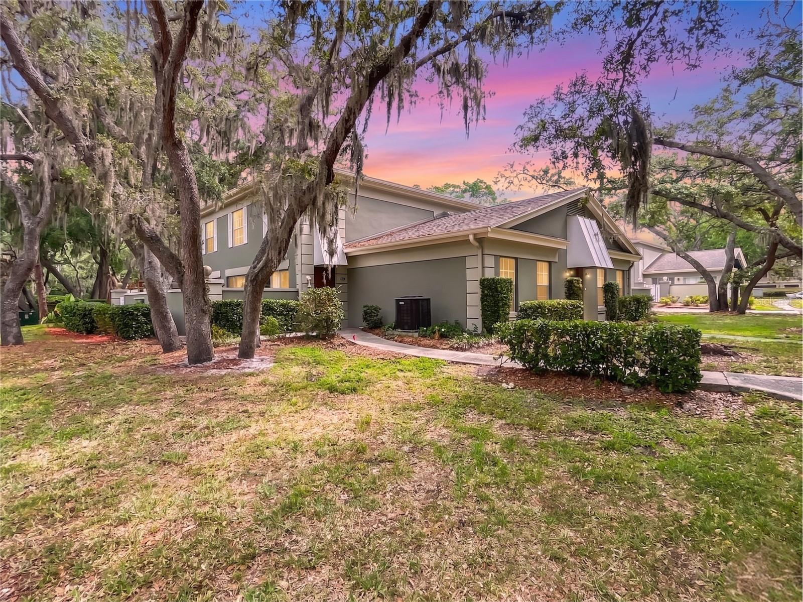 6206 GREENLEAF LN, TAMPA, FL, 33617