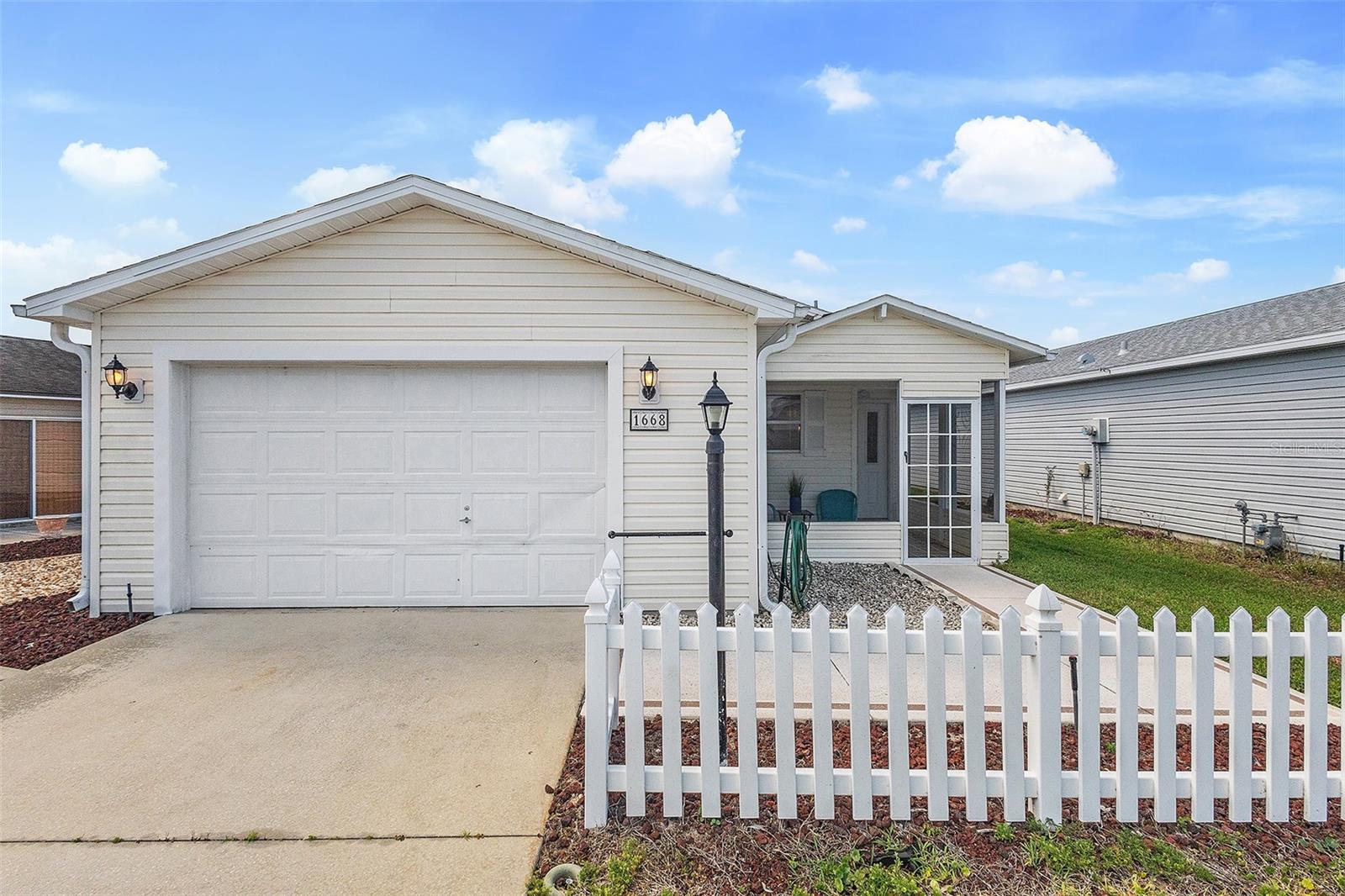 1668 CAMPOS DR, THE VILLAGES, FL, 32162