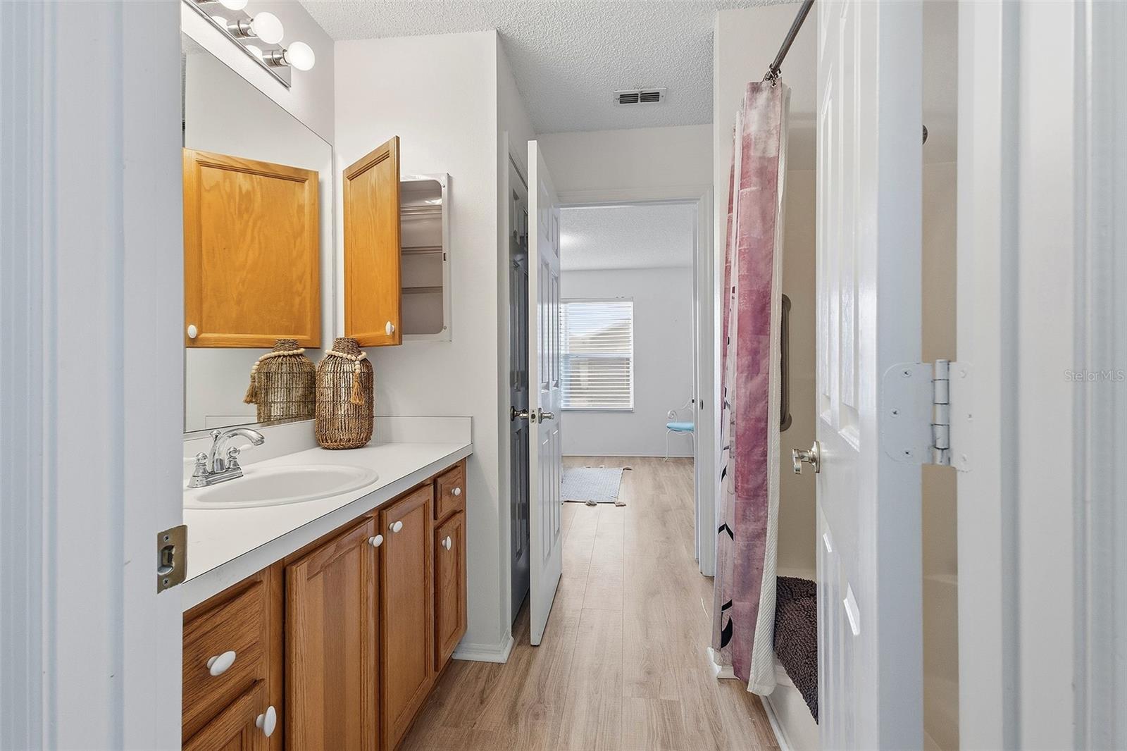 1668 CAMPOS DR, THE VILLAGES, FL, 32162