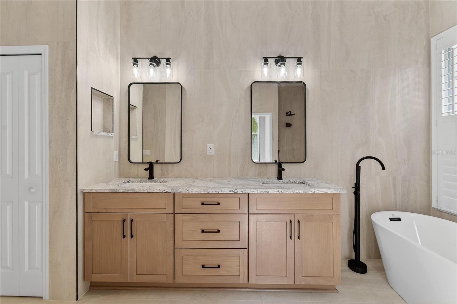 5608 OSPREY PARK PL, LITHIA, FL, 33547