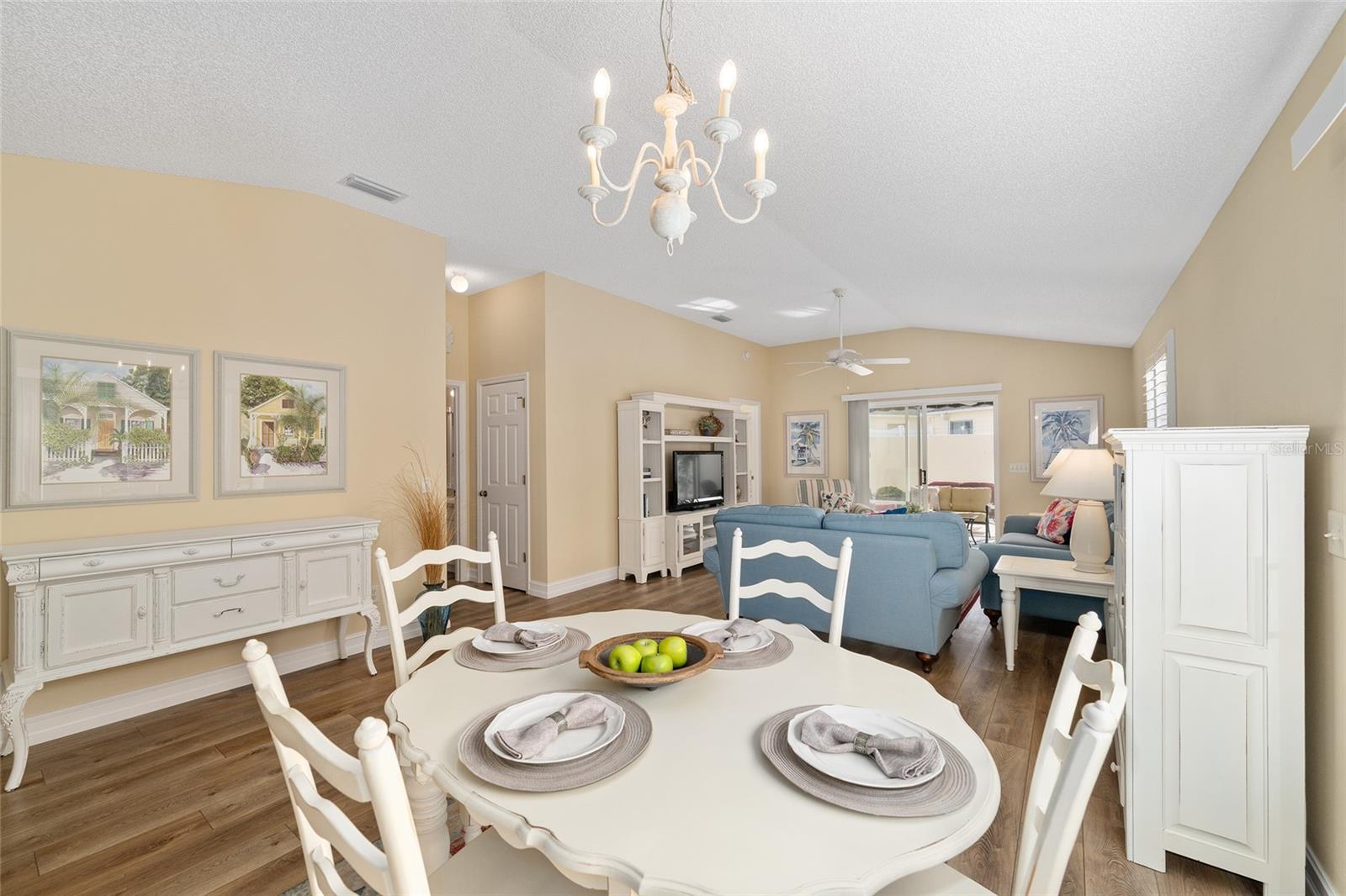 1423 CONCHAS DR, THE VILLAGES, FL, 32162