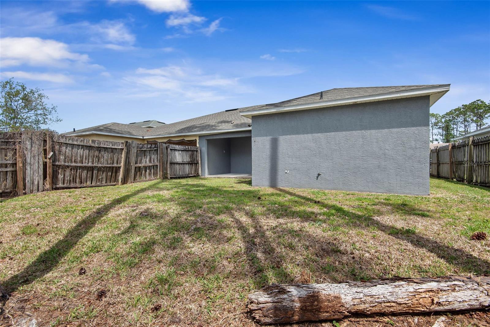 8 RAINSTONE LN, PALM COAST, FL, 32164