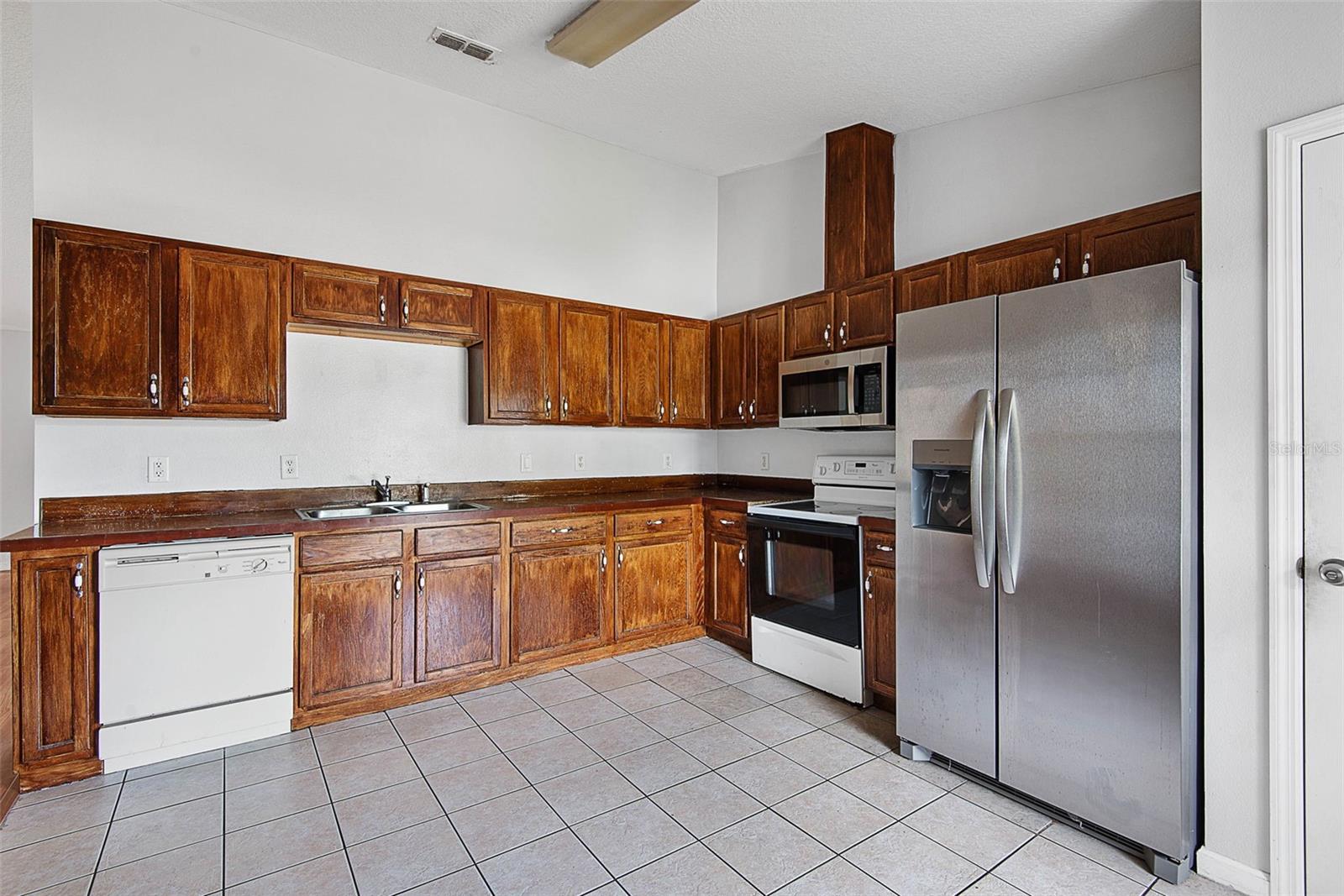 8 RAINSTONE LN, PALM COAST, FL, 32164