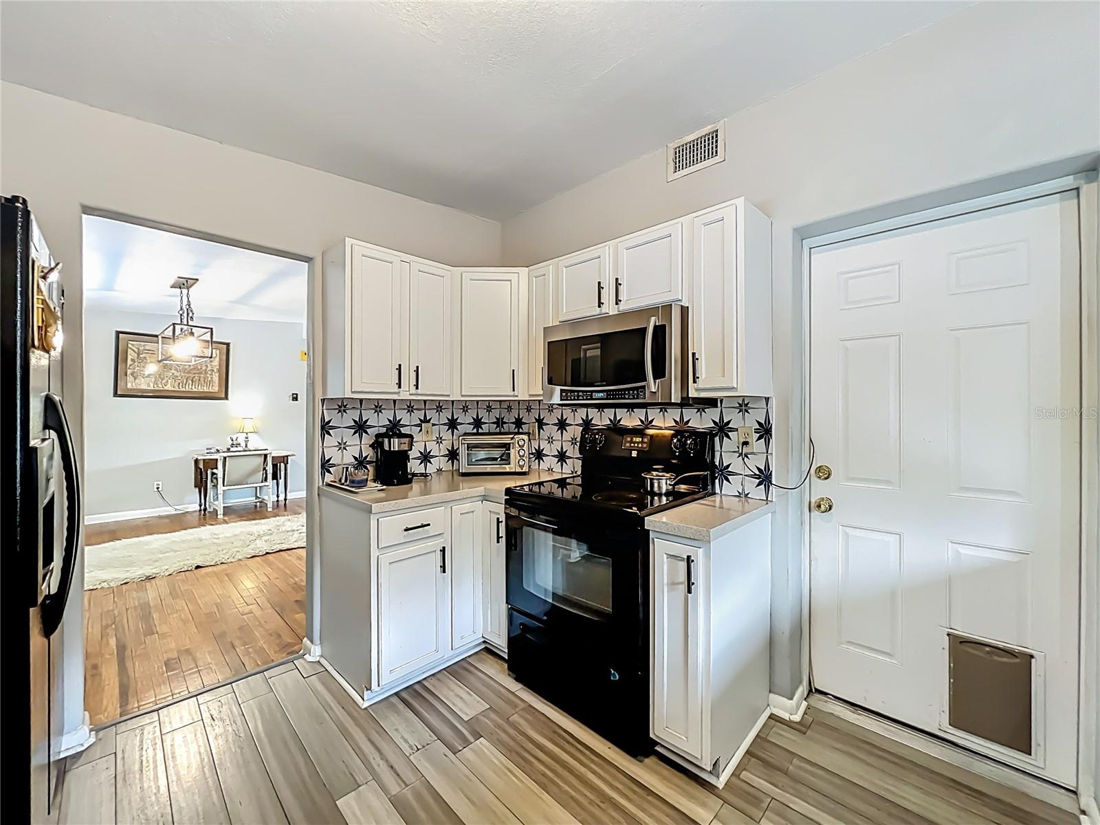 1700 EDMUNDSHIRE RD, ORLANDO, FL, 32812