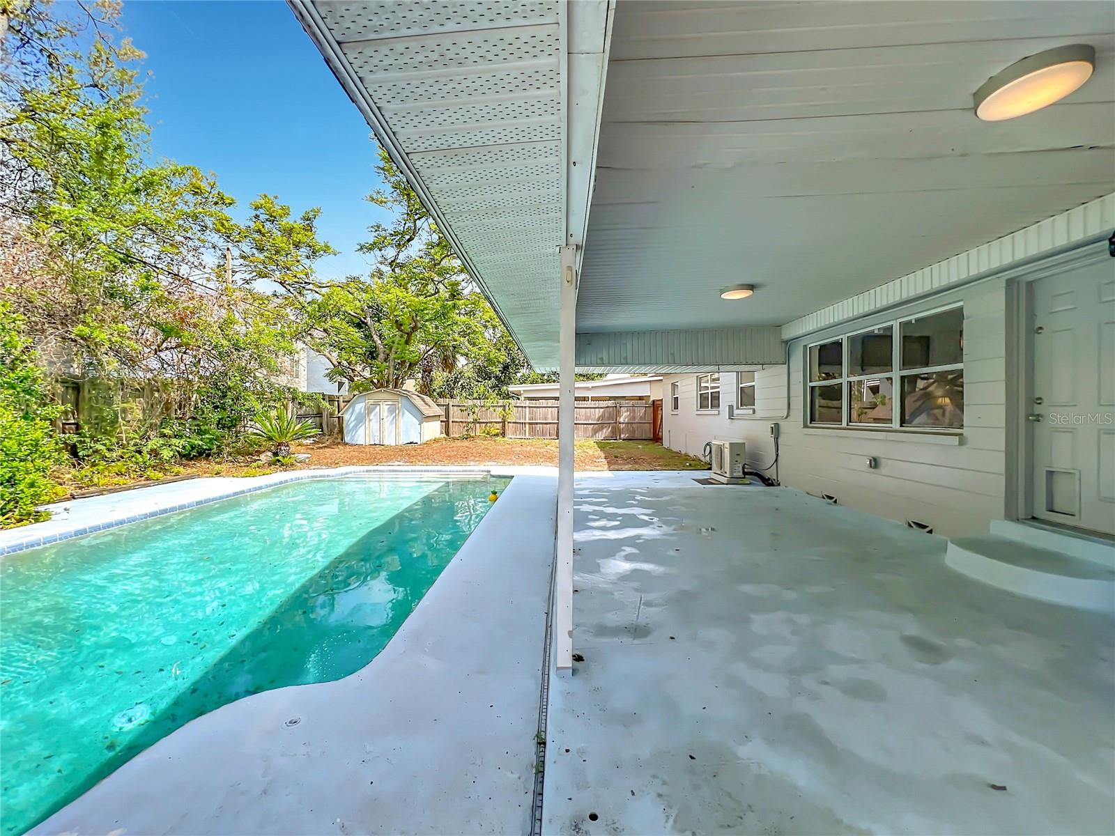1700 EDMUNDSHIRE RD, ORLANDO, FL, 32812