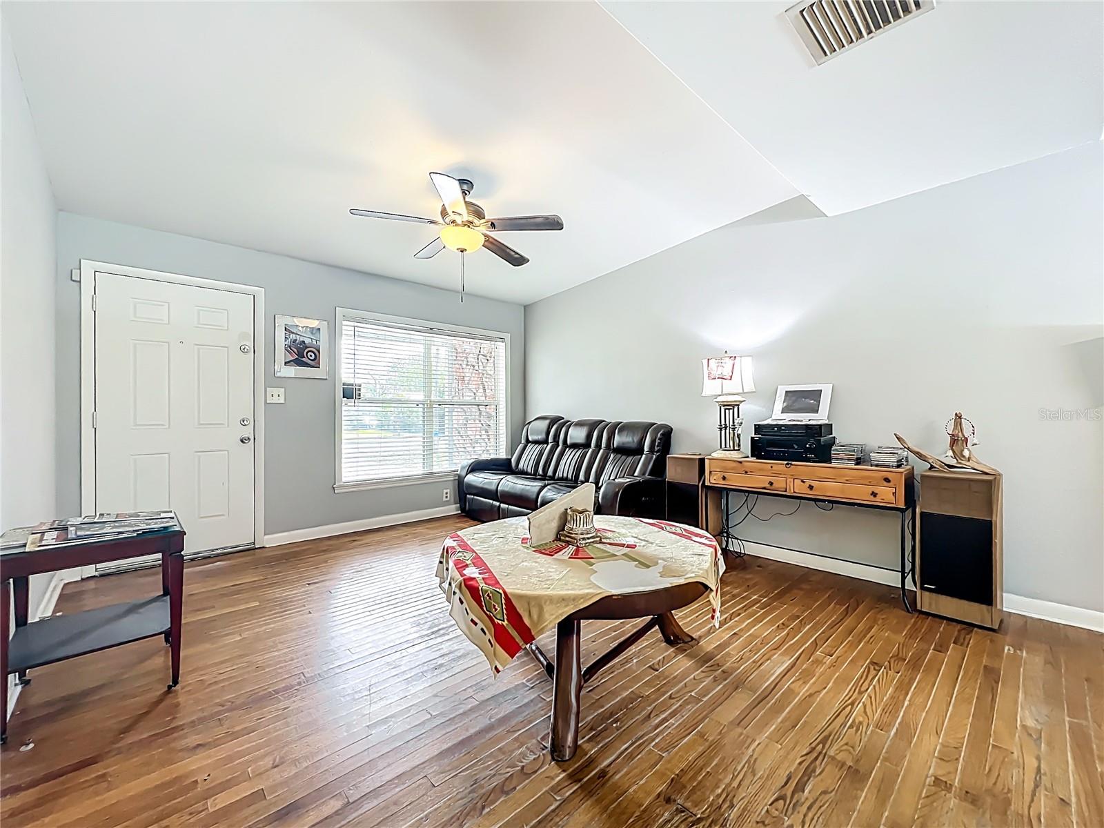 1700 EDMUNDSHIRE RD, ORLANDO, FL, 32812