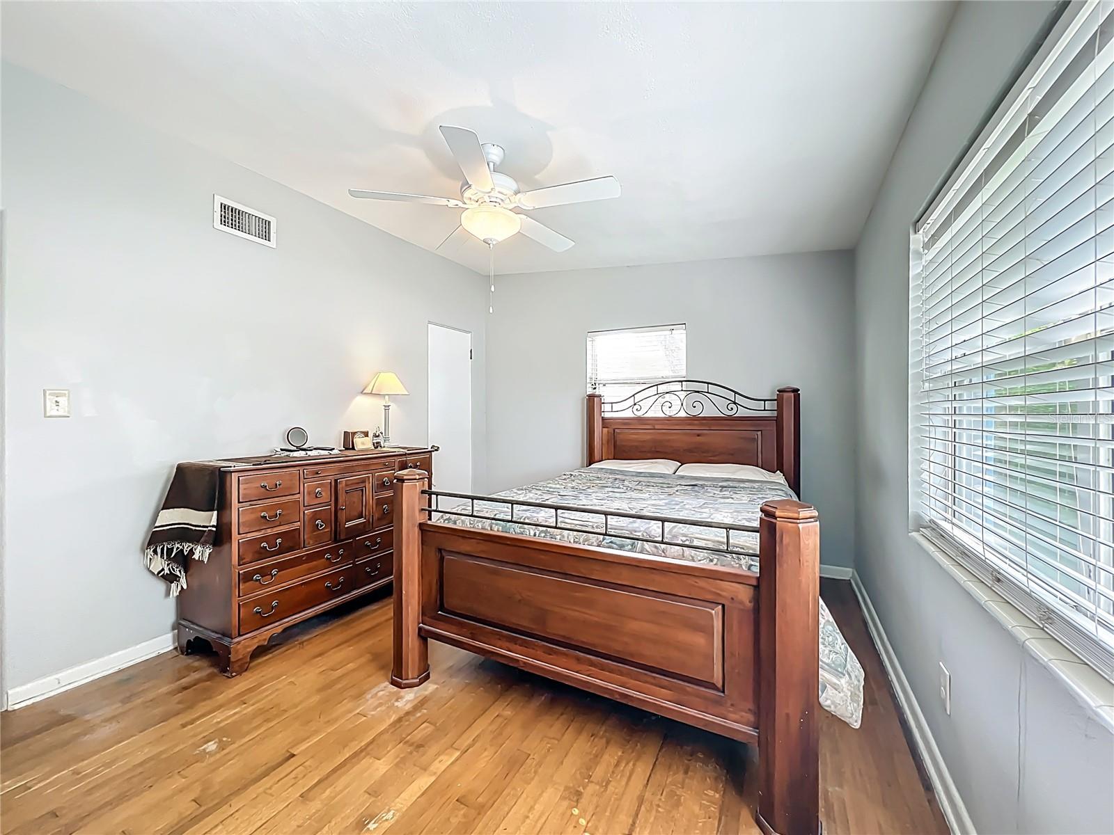 1700 EDMUNDSHIRE RD, ORLANDO, FL, 32812