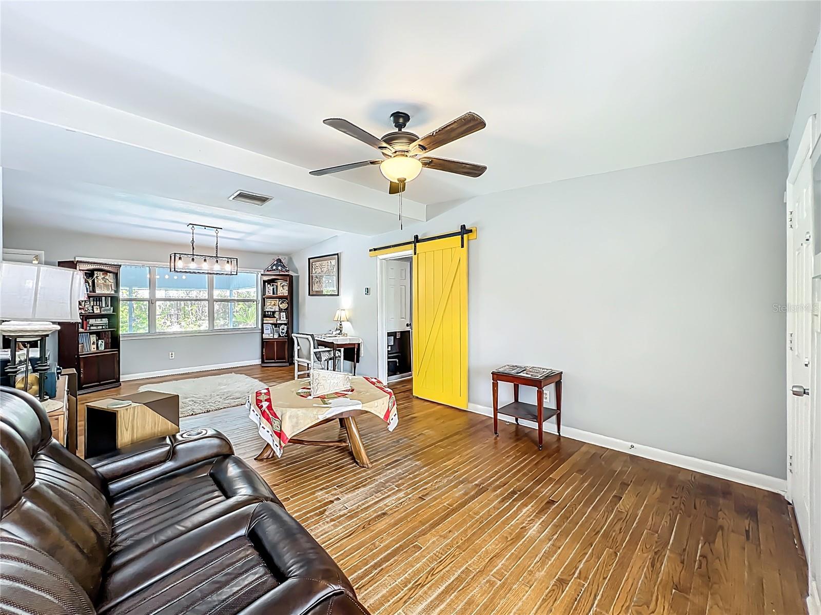 1700 EDMUNDSHIRE RD, ORLANDO, FL, 32812