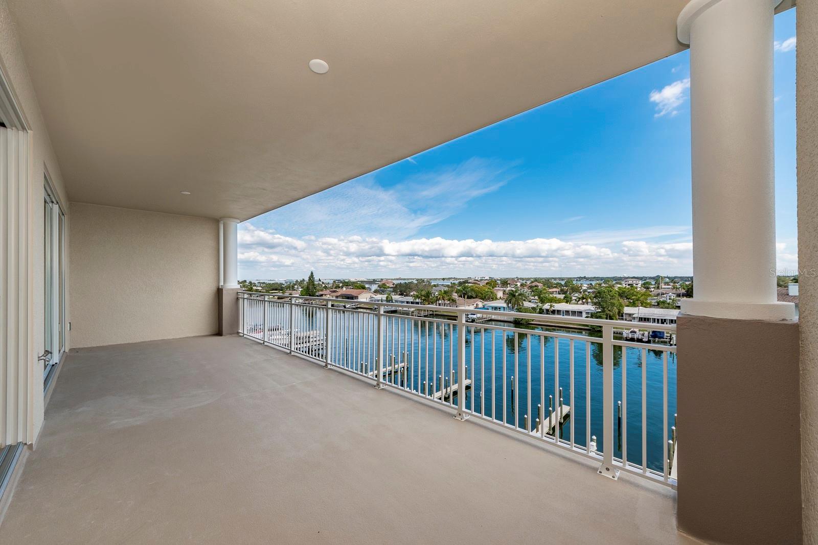 125 ISLAND WAY #504, CLEARWATER BEACH, FL, 33767
