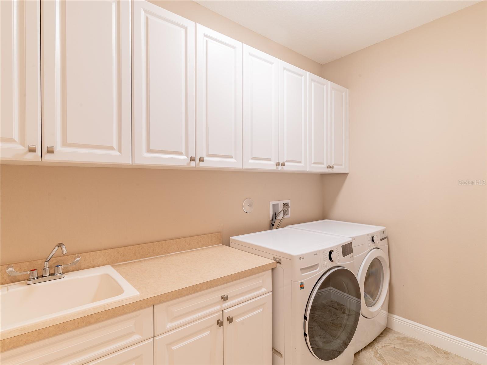 1724 BELMONT CIR SW, VERO BEACH, FL, 32968