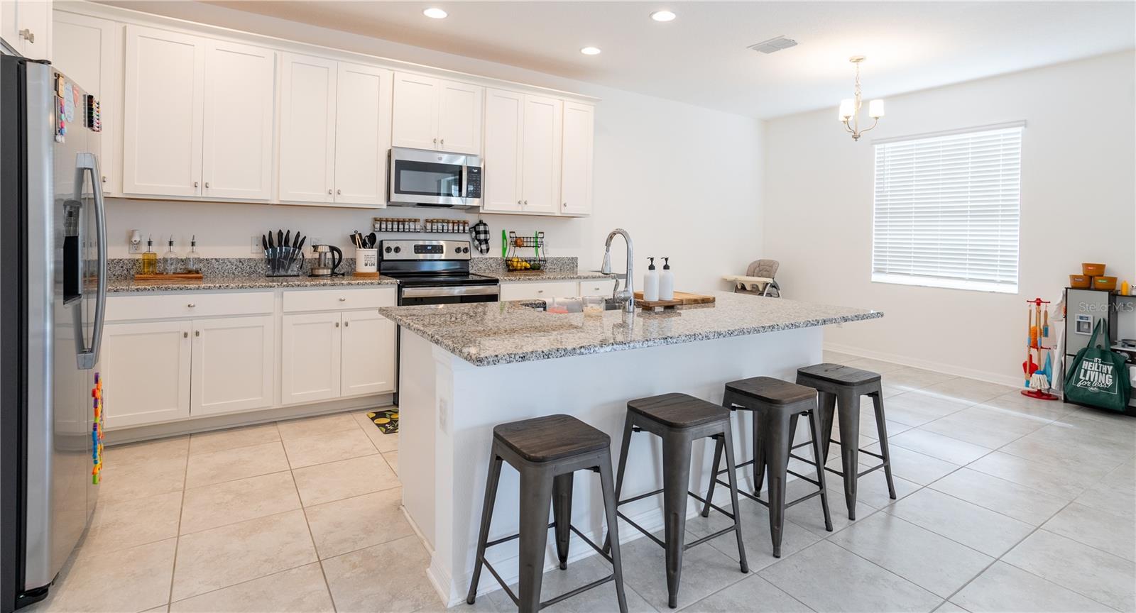 37860 BEACON BRICK DR, ZEPHYRHILLS, FL, 33540