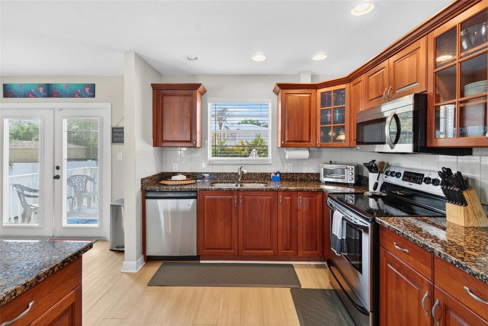 8517 43RD AVE W, BRADENTON, FL, 34209