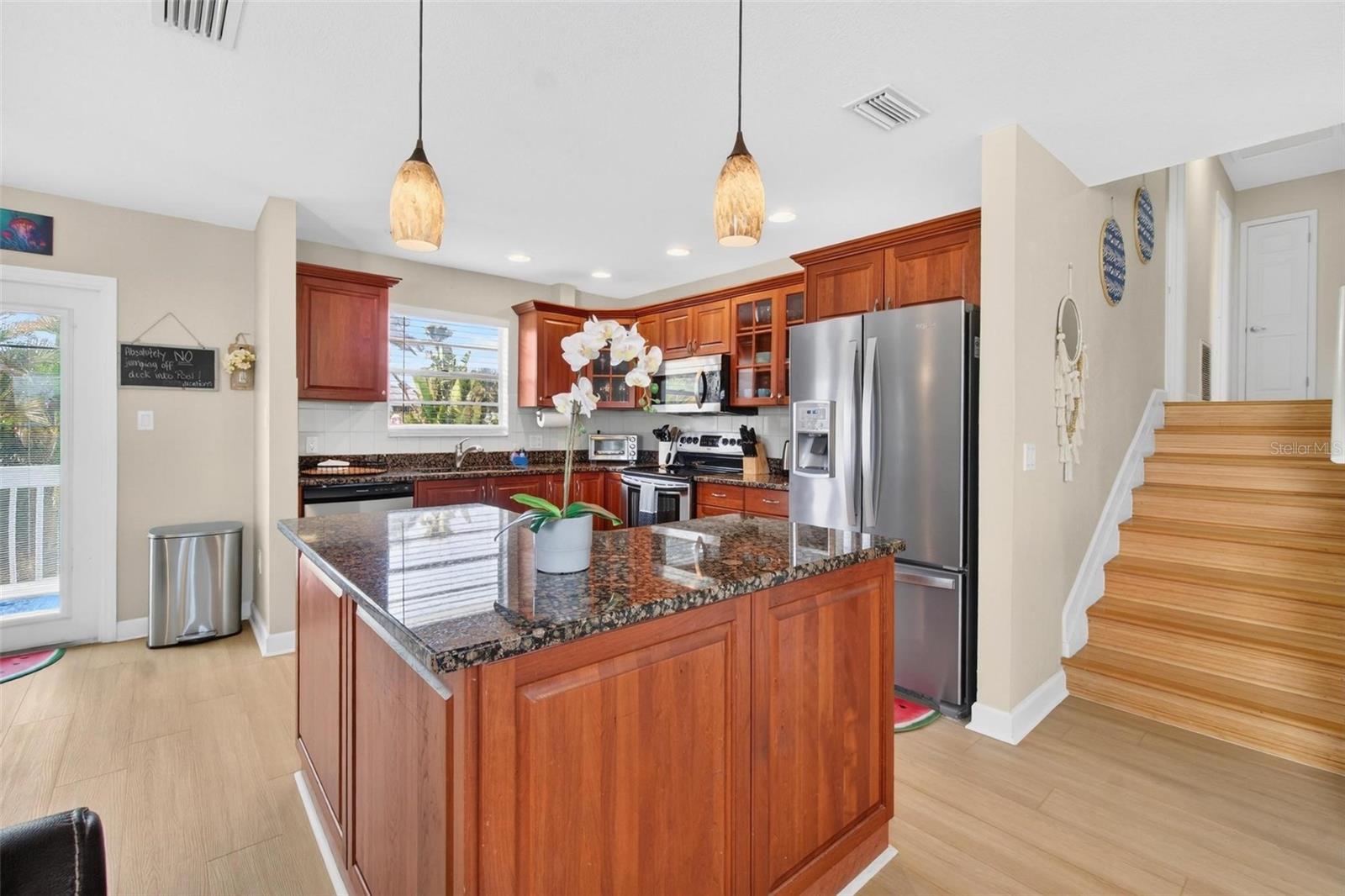 8517 43RD AVE W, BRADENTON, FL, 34209