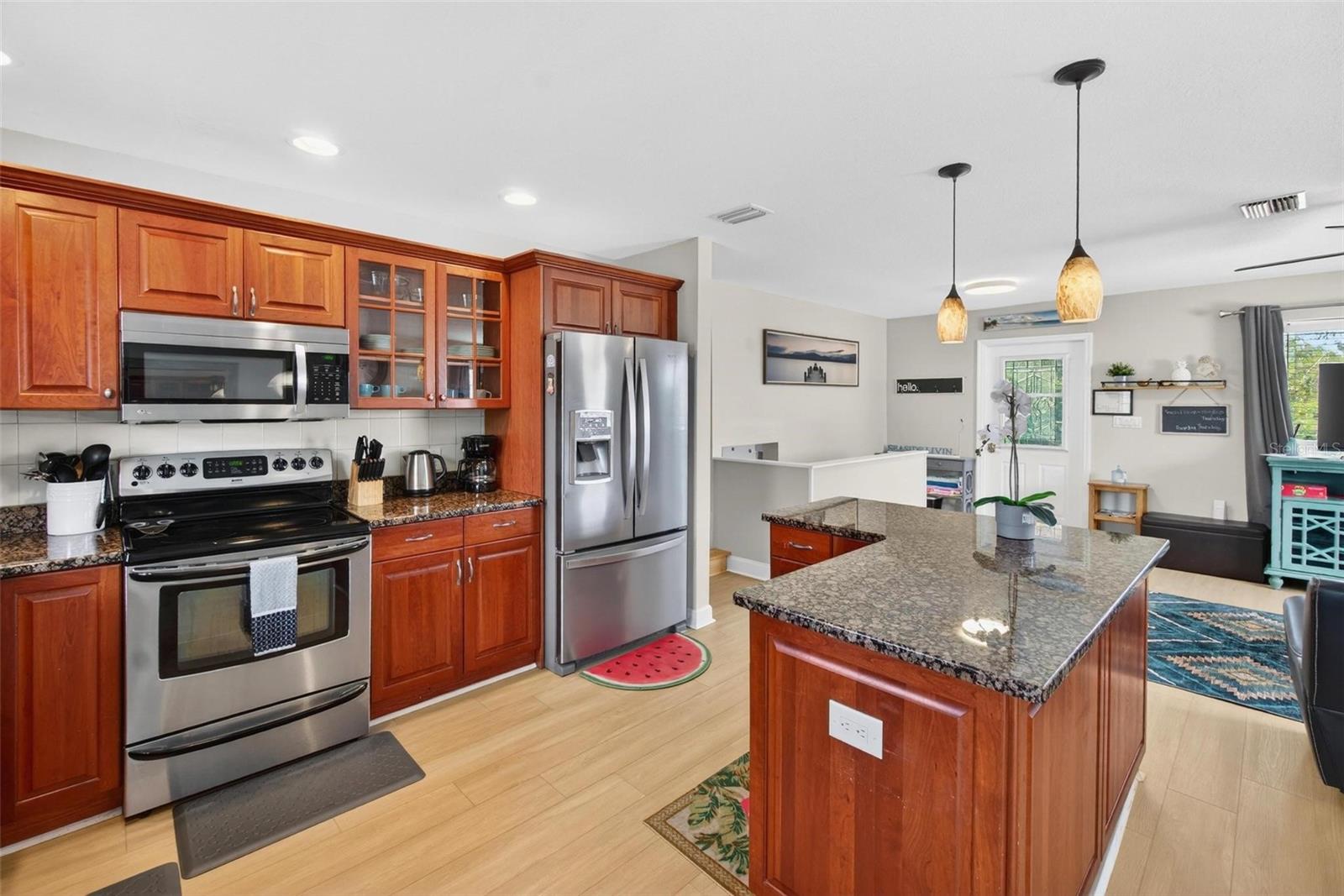8517 43RD AVE W, BRADENTON, FL, 34209