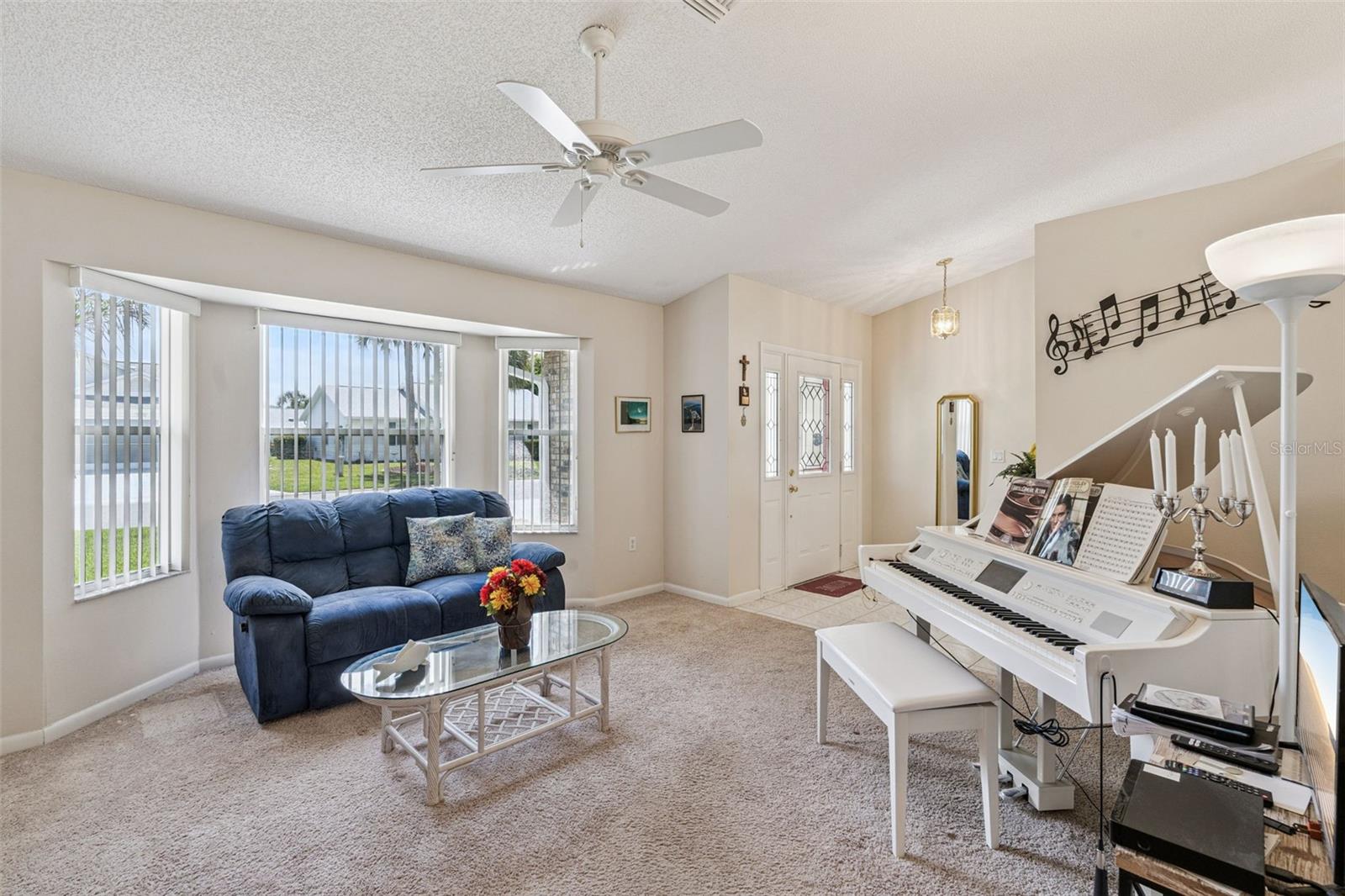 25933 NEWCOMBE CIR, LEESBURG, FL, 34748