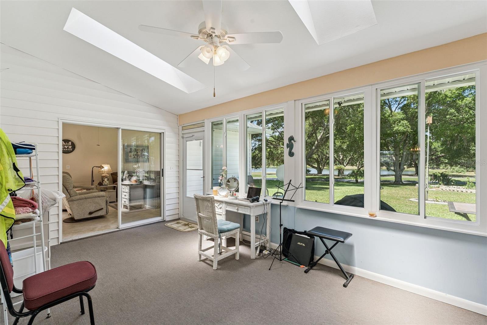 25933 NEWCOMBE CIR, LEESBURG, FL, 34748