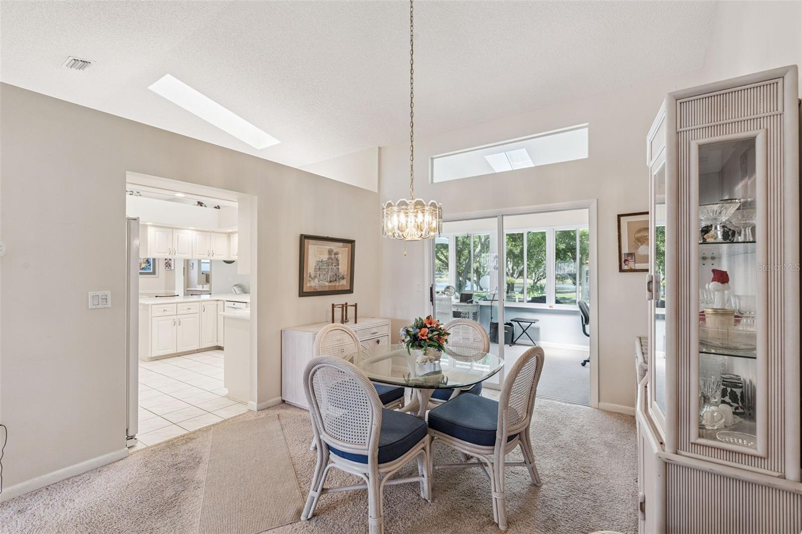 25933 NEWCOMBE CIR, LEESBURG, FL, 34748