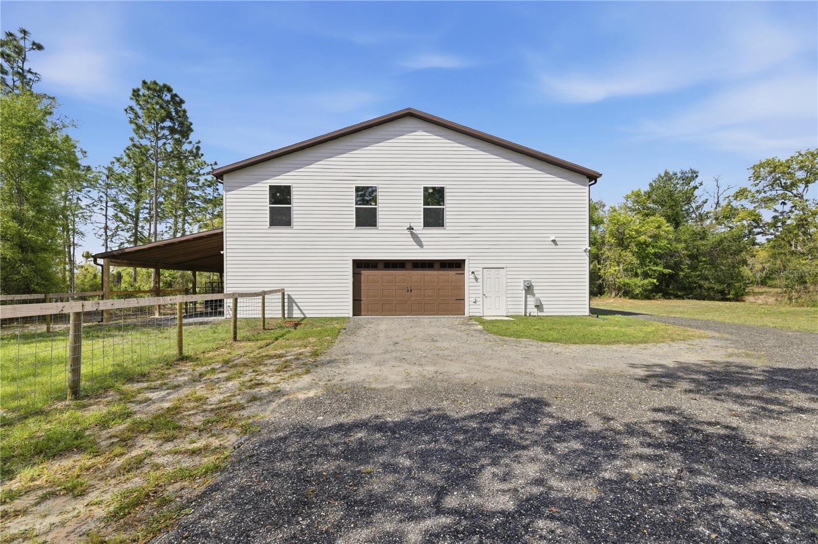 8121 COUNTY ROAD 243B, WILDWOOD, FL, 34785