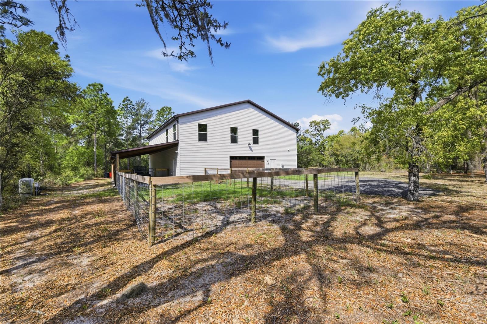 8121 COUNTY ROAD 243B, WILDWOOD, FL, 34785