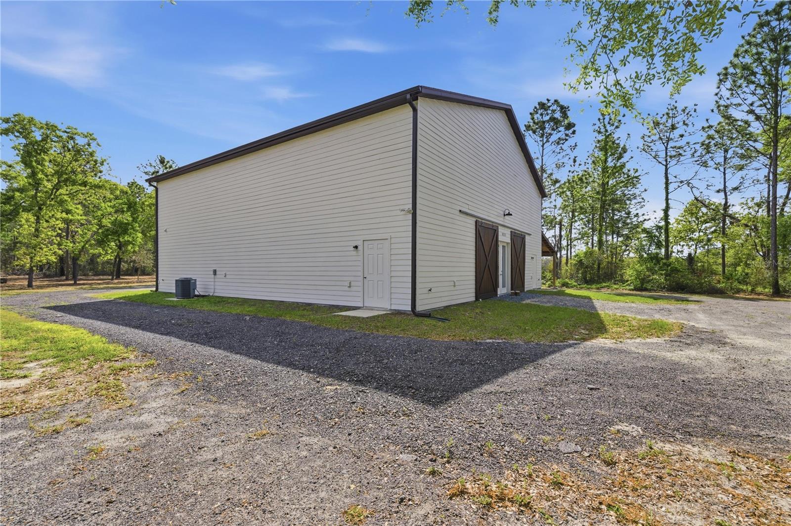 8121 COUNTY ROAD 243B, WILDWOOD, FL, 34785