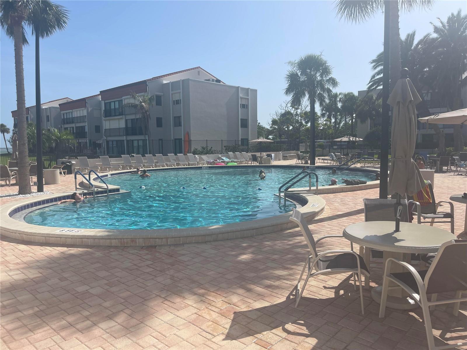 851 BAYWAY BLVD #103, CLEARWATER BEACH, FL, 33767